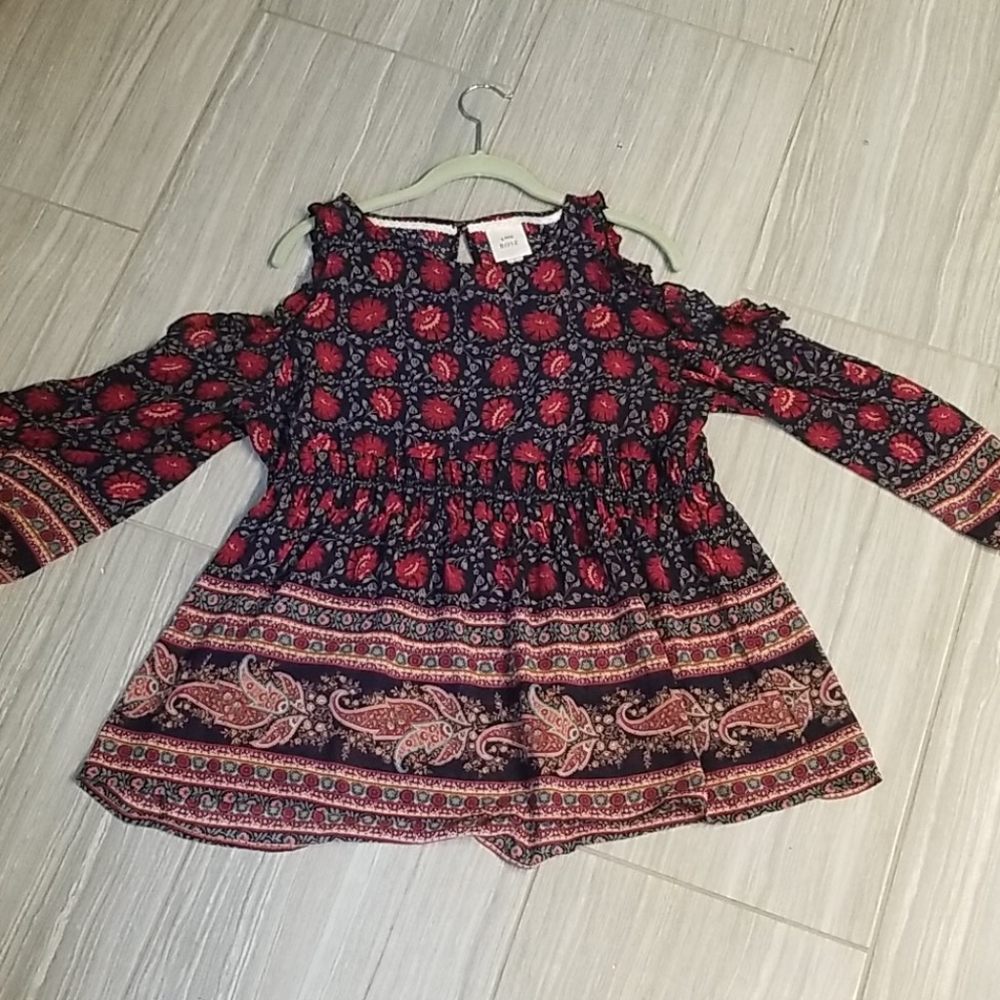 Cute blouse